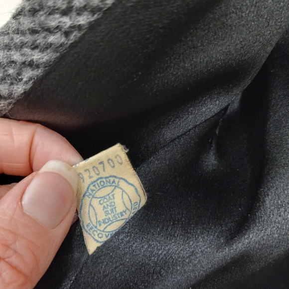 Vintage Wool and Fox Trim Dress Coat - Picture 4 of 6